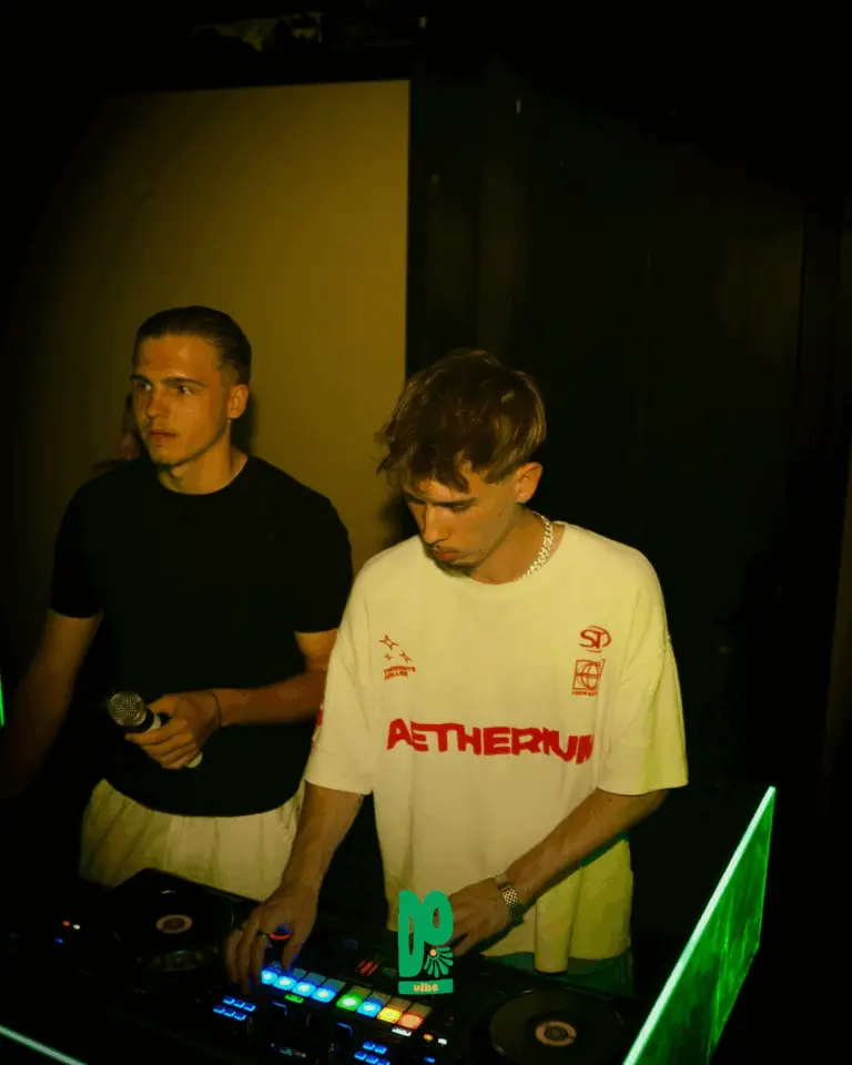 Copie-de-RSN-DO-VIBE-1080-x-1350-px-22